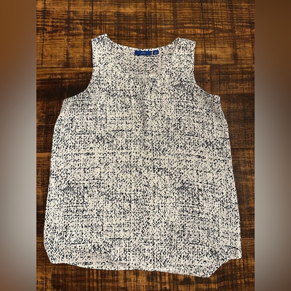 Apt. 9 Sleeveless Blouse- NWOT - Picture 2 of 4